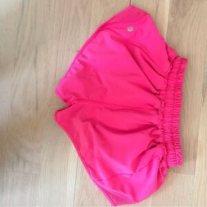 Lululemon Hotty hot 2.5” low rise Athletic Shorts